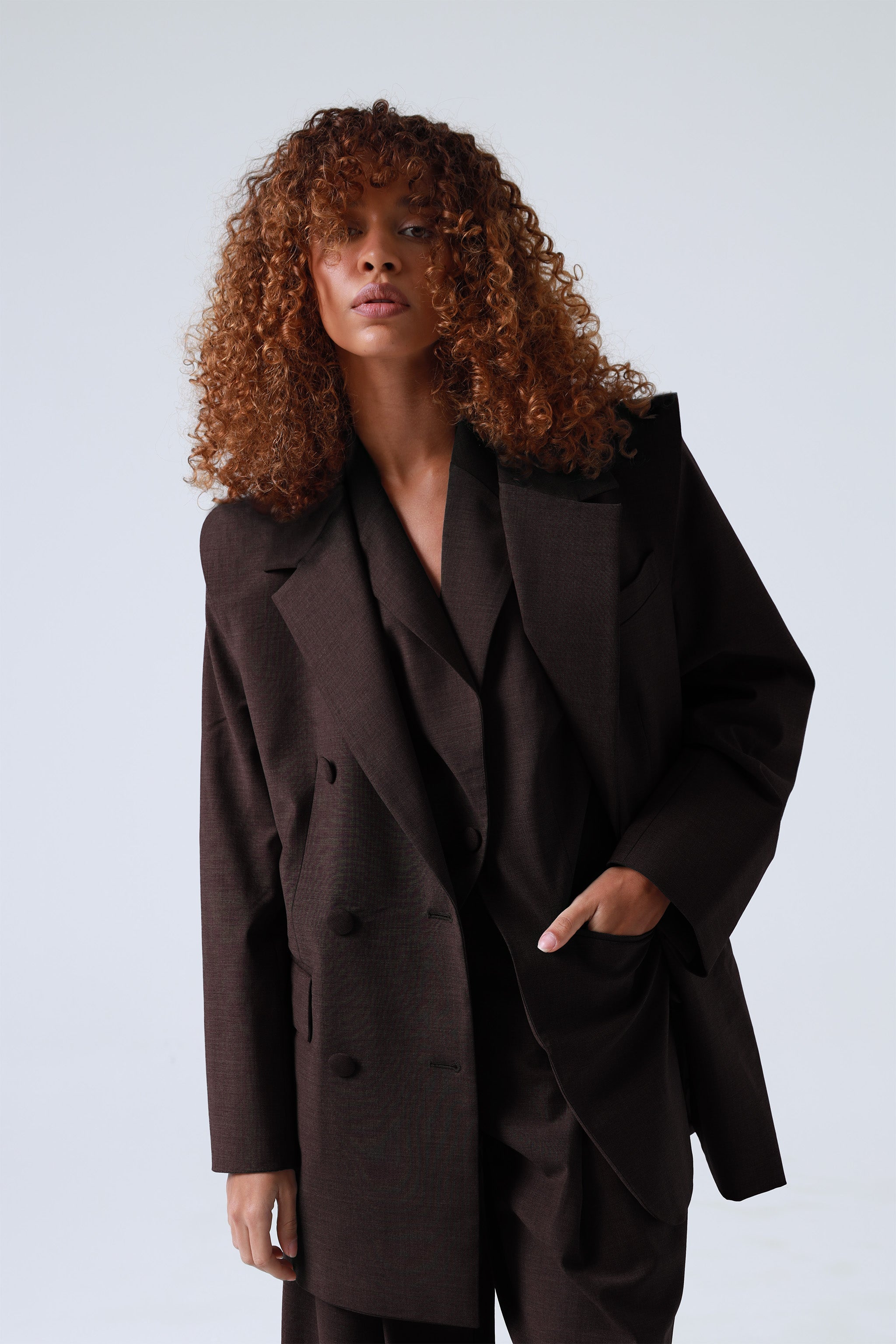 The Textile Engineering Behind ETNA’s Broadway Suit