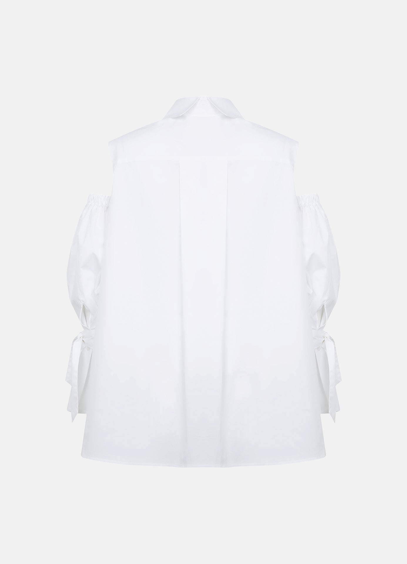 Luxury relaxed-fit white cotton gabardine shirt with voluminous sleeves and split-back collar, back product view