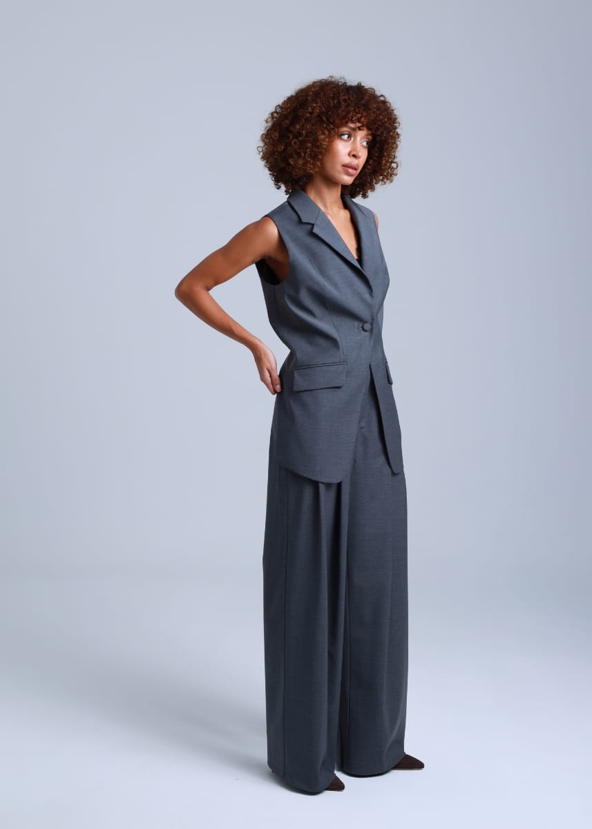 Woman's dark gray 100% virgin wool Milano trouser suit in Grey: Luxury  Italian Woman | Boglioli®